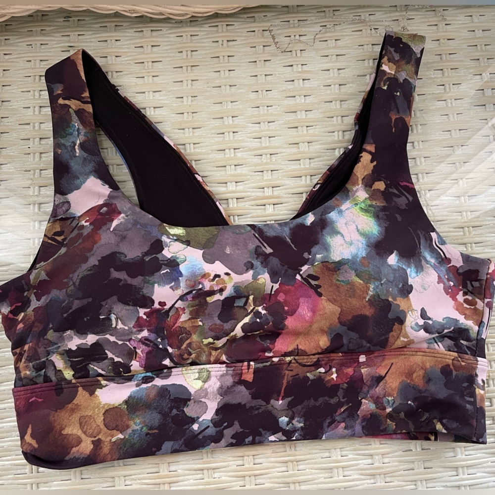 Sports bra